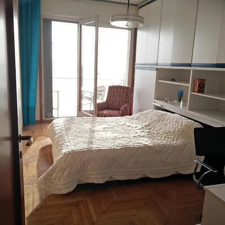 70m2 Plus 15m2 Terrace Seaview Plus Garagebox Apartamento